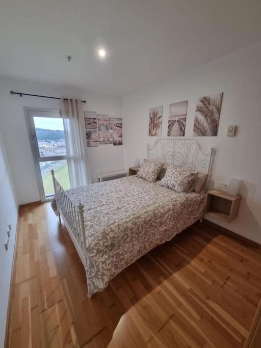El Mirador Del Rosal Apartment ปอนเฟร์ราดา ภายนอก รูปภาพ