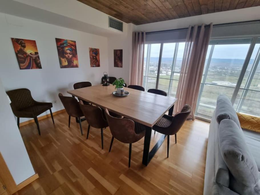 El Mirador Del Rosal Apartment ปอนเฟร์ราดา ภายนอก รูปภาพ